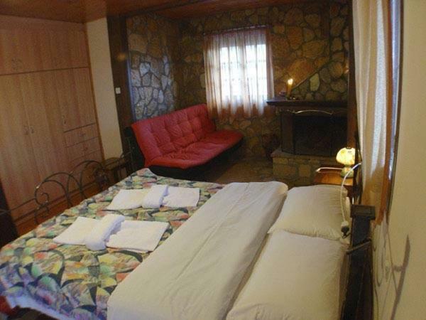 Φάρμα Της Φονισσας Apartment Rethi Екстериор снимка